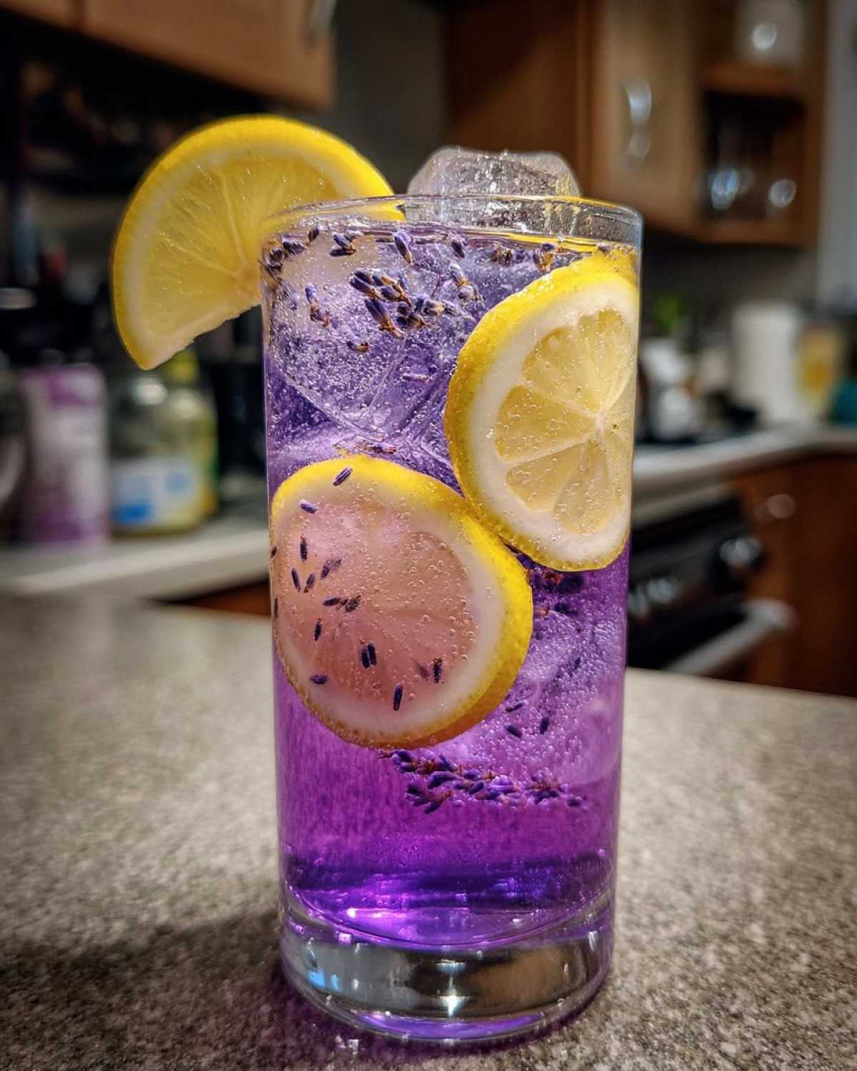 Lemoniada lawendowa - detail 1